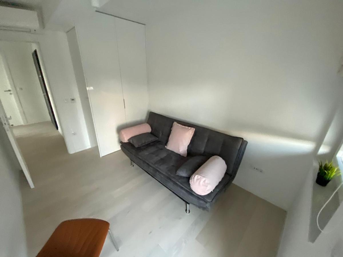 Apartman Neo Kantrida リエカ エクステリア 写真